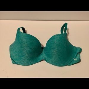 VS Pink Lightly Lined Bra